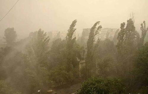 Синоптики сегодня передают штормовое предупреждение