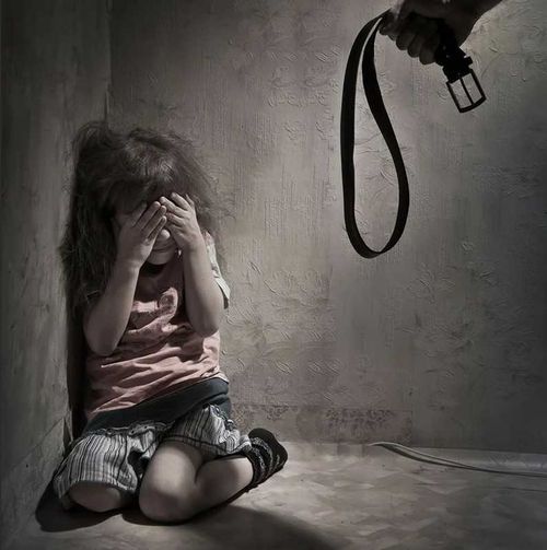 Какое наказание понесет родитель за жестокое обращение с ребенком?