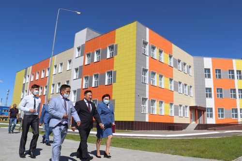 Врио главы Тувы решает кадровую проблему в образовании