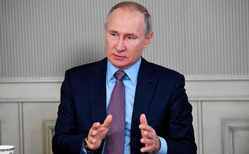 Путин: "Единая Россия" инициировала многие решения по развитию страны