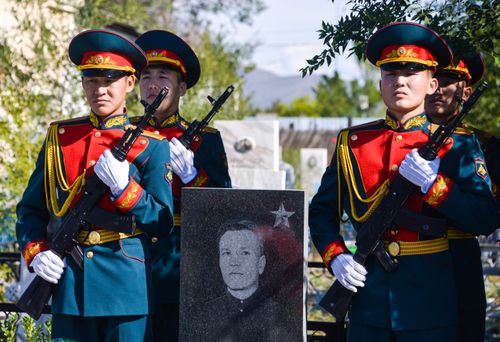 Сегодня установили памятник герою Великой Отечественной Матвею Теплову