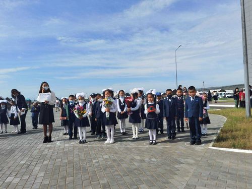 Врио главы Тувы поздравил школьников с Днем знаний