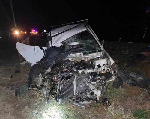 В Туве столкнулись трактор и иномарка: двое погибли