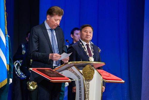 Владислав Ховалыг наметил стратегические направления развития региона