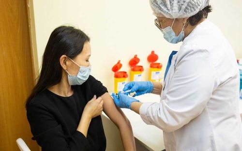 В правительстве Тувы обсуждают, чем поощрять вакцинированных