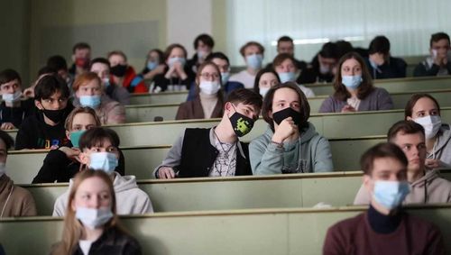 Школьников и студентов ссузов Тувы приглашают на образовательный онлайн-интенсив