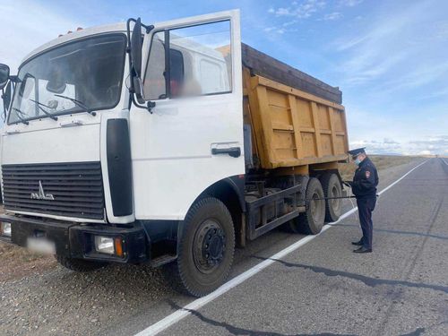 В Туве провели экологический контроль автотранспорта