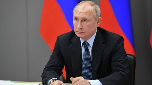 Владимир Путин ревакцинировался «Спутником Лайт»