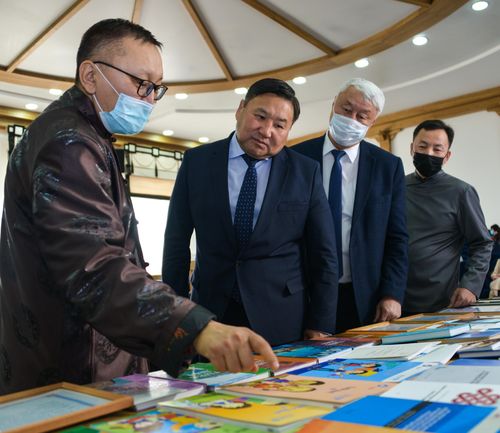 В Туве обсудили вопросы поддержки развития тувинского языка