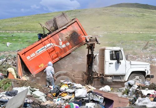 В Туве появится новый регоператор по обращению с твердыми коммунальными отходами