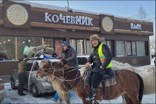 В Туву направляются якутские всадники