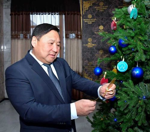 В Туве состоялась акция «Елка желаний»