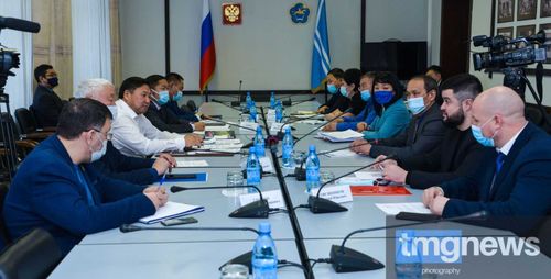 Что хотят внести политические партии Тувы в ежегодное Послание главы Тувы 