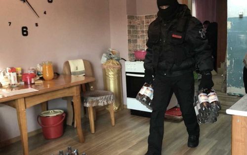 Полиция и Росгвардия изъяли свыше трех тонн контрафактного алкоголя