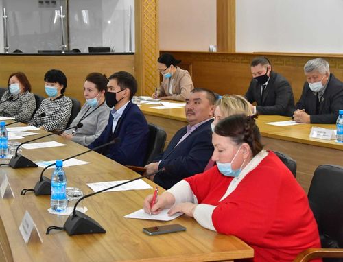 Поддержку НКО включат в ежегодное послание главы Тувы Верховному Хуралу