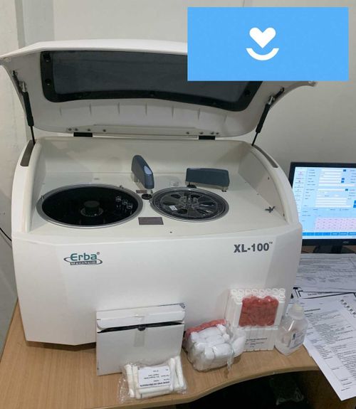 Сут-Хольская больница получила новый биохимический анализатор