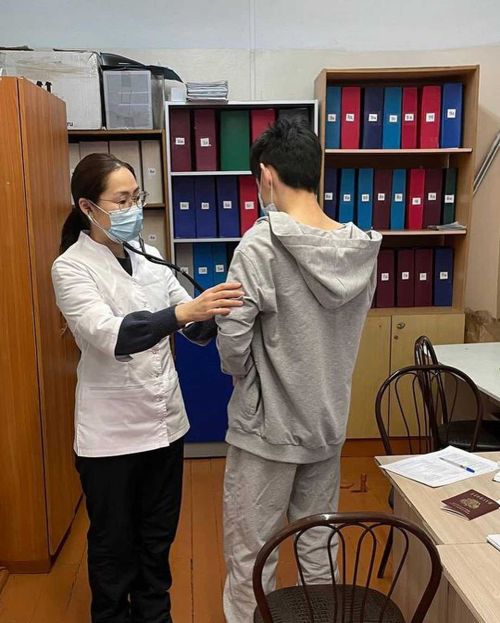 В Туве более 400 вакцин распределены в детские больницы республики