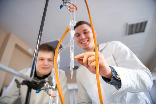 КЭФ открыл прием заявок для ученых-экономистов