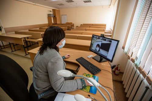 Роспотребнадзор Тувы предложил снять дистанционку в школах