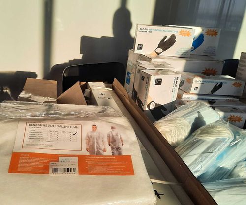 В больницу Овюра поступила гуманитарная помощь для борьбы с ковидом