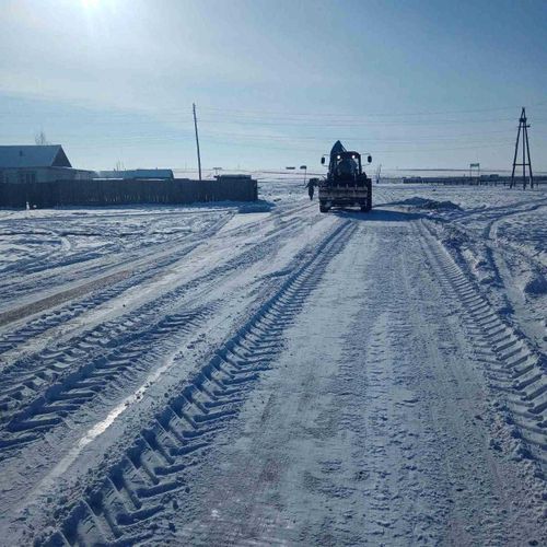В Эрзине чистить снег стали только после вмешательства прокуратуры