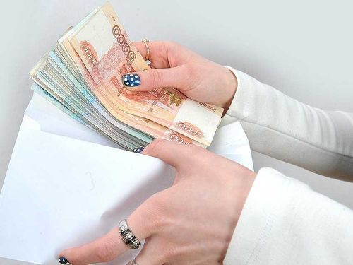 В Дзун-Хемчике помощник воспитателя хотела закрепиться на должности с помощью взятки