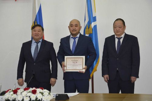 Минздрав Тувы отметил лучшие медицинские организации
