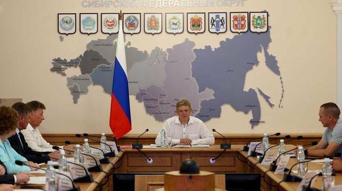 Полпред встретился с ветеранами СВО – членами команды по ПОДА-футболу