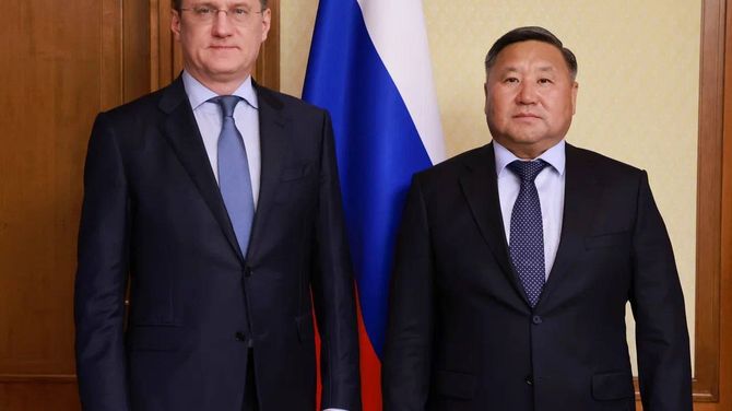 Владислав Ховалыг обсудил с вице-премьером Александром Новаком поставки топлива и энергоснабжение Тувы