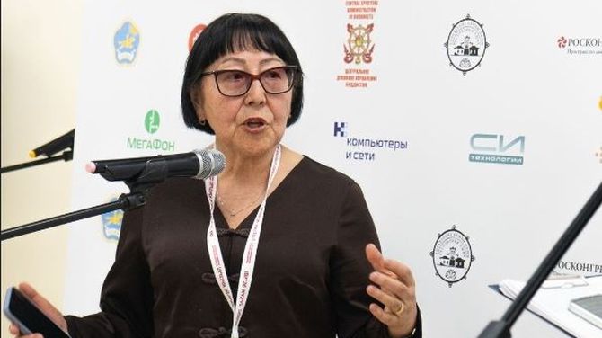 Тываның күрүне университединиң профессору Зоя Доржу: Шажын-чүдүлге политиктиг чепсек болбас ужурлуг