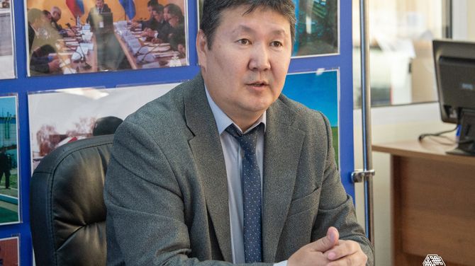 В Туве действуют семь лесных пожаров на площади 1699 гектаров, угрозы населенным пунктам нет