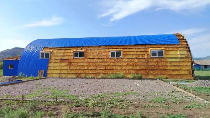 В Уюке готовится к открытию новый спортивный зал