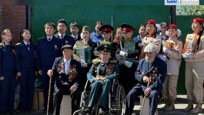 Тыва Тиилелге хүнүнүң бүдүүзүнде «Хоочуннуң бажыңының баарынга байырлыг чыскаал» бүгү-российжи акцияга каттышкан