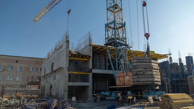 В Кызыле продолжается строительство Республиканской детской больницы