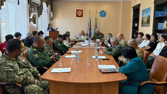 В Туве обсудили меры поддержки ветеранов: реабилитацию, путёвки и социальные гарантии