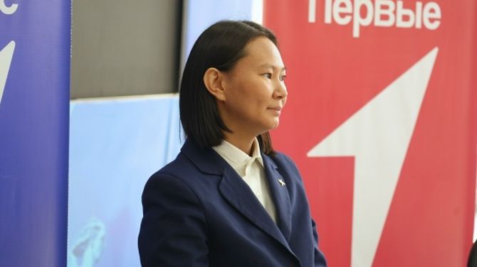 В Кызыле школьникам рассказали о науке, небе и дорогах: три женщины-легенды встретились с «Первыми»