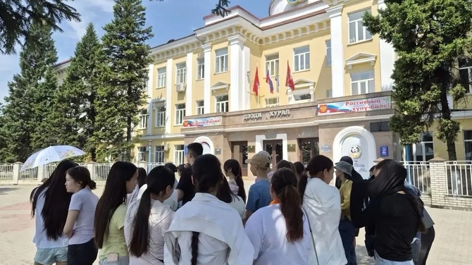 Более 30 школьников и студентов из Тувы стали участниками программы «Больше, чем путешествие» в День России
