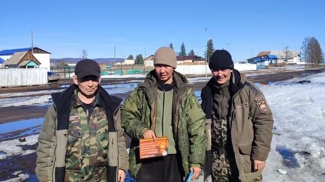 Сотрудники заповедника «Азас» провели профилактическую встречу с жителями села Адыр-Кежиг