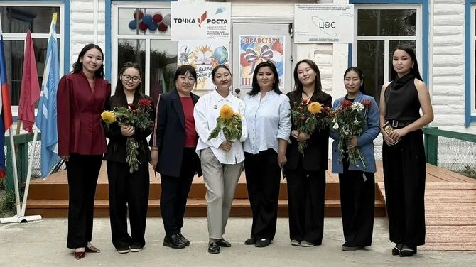 Тываның культура албан черлеринде көдээ культура ажылдакчыларның чаа составы ажылдап эгелээн