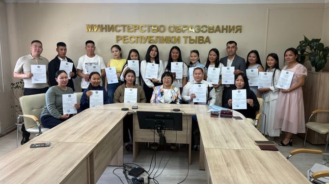 В Туве 27 детей-сирот получили сертификаты на покупку жилья
