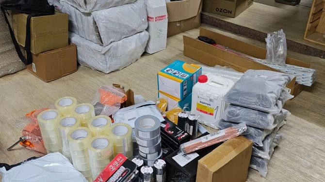 УФСИН Тувы передало гуманитарную помощь для участников СВО
