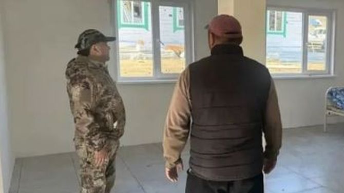 Тываның Баштыңы «Сайлык» уруглар лагеринде септелге ажылдарын хынап көрген