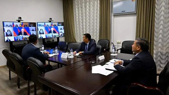 Владислав Ховалыг принял участие в заседании Президиума Госсовета по развитию общественного транспорта