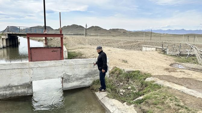 В Чаа-Хольском районе проверили оросительную систему