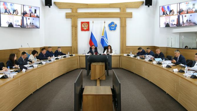 Тывада чурттакчы чоннуң арагалаашкынынга удур профилактиктиг хемчеглерже санал-оналдарны парламент дыңнаашкыннарынга тургускан