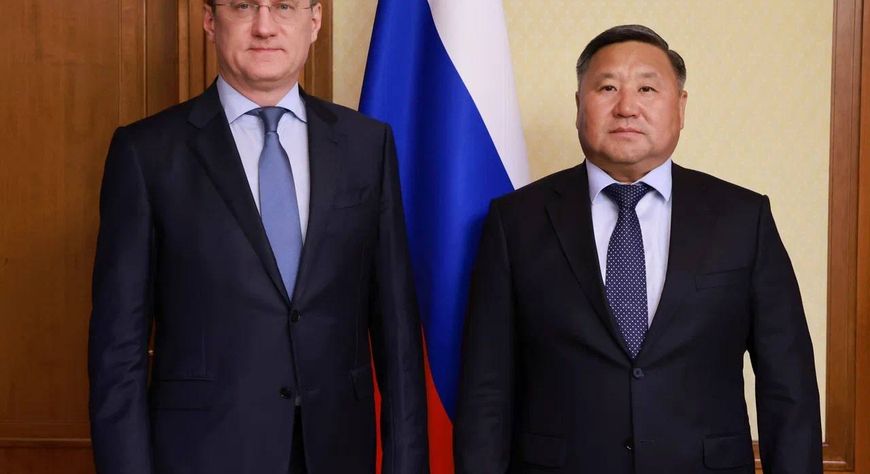 Владислав Ховалыг обсудил с вице-премьером Александром Новаком поставки топлива и энергоснабжение Тувы