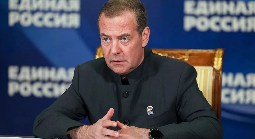 Дмитрий Медведев: При поддержке «Единой России» модернизируют более 17 тысяч почтовых отделений