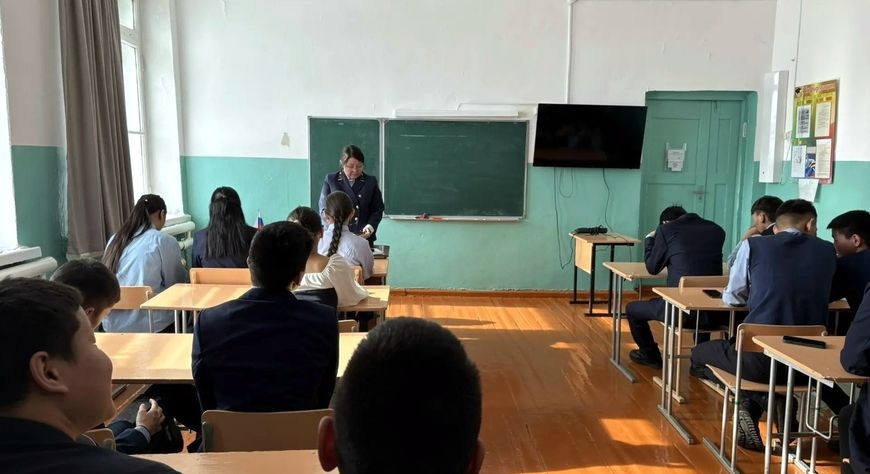 Кижи бүрүзү хоойлуга чагыртыр ужурлуг