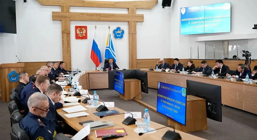 Владислав Ховалыг поздравил Национальный антитеррористический комитет с 20-летием