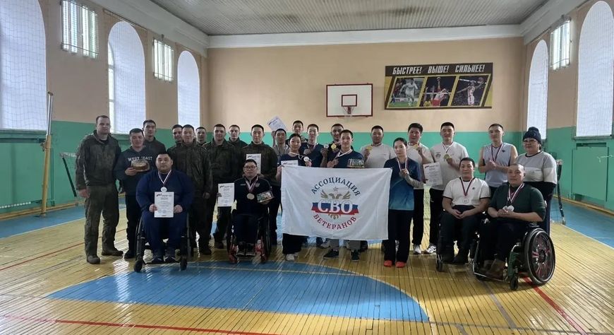 В Кызыле прошли соревнования по волейболу сидя